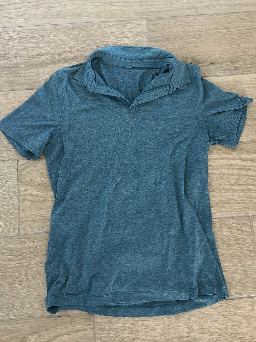 Lululemon men’s polo
